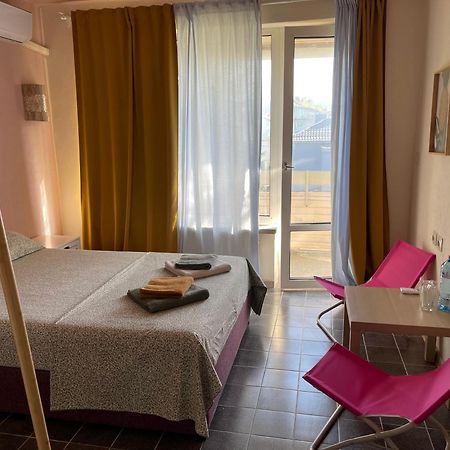 Amadina Garden Hotel Lozenets Buitenkant foto