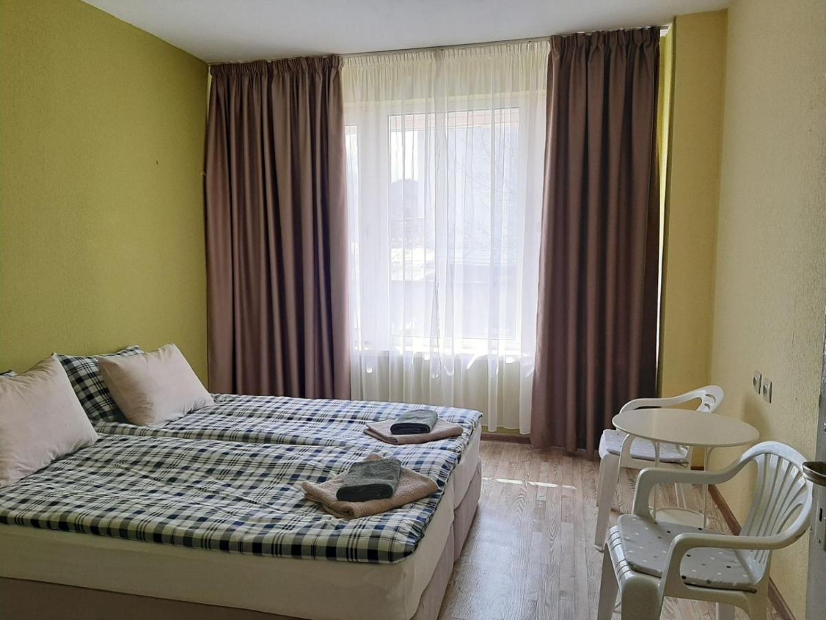 Amadina Garden Hotel Lozenets Buitenkant foto