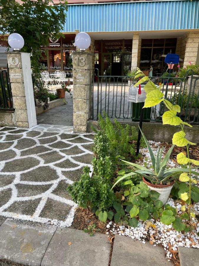 Amadina Garden Hotel Lozenets Buitenkant foto