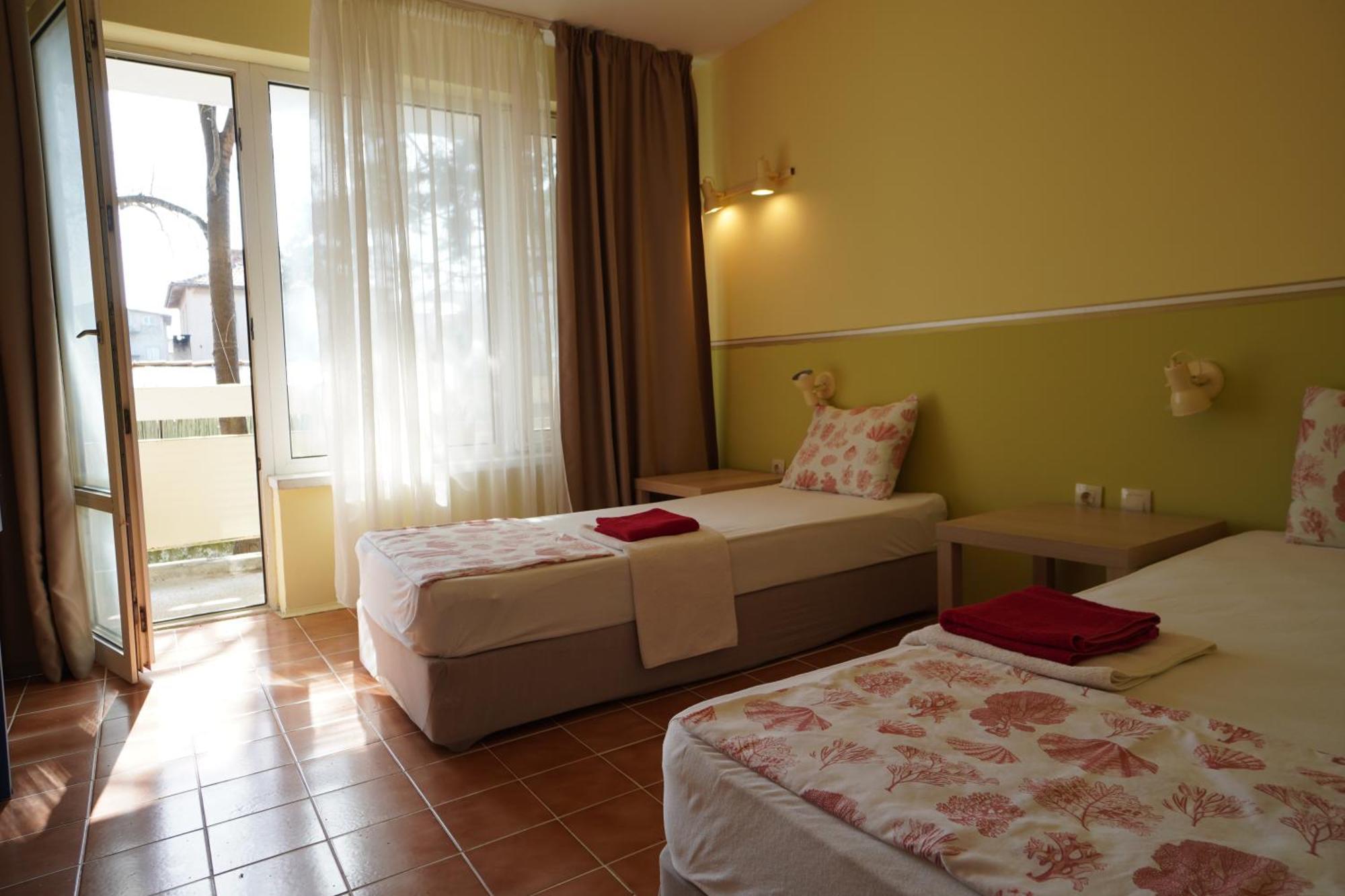 Amadina Garden Hotel Lozenets Buitenkant foto